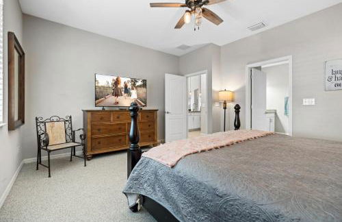 Beautiful Cape Coral Oasis! King Bed, BBQ, Heated Pool, PVT Yard & Much More! - Foto 30