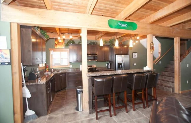 Snow Ridge by Apex Accommodations - Photo 6