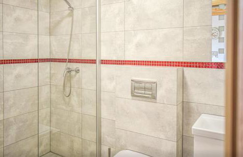 2 Bedroom Nice Home In Darlowo - Foto 20