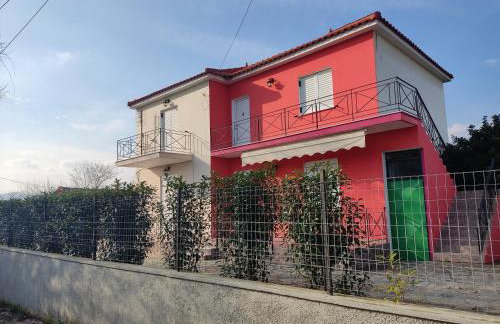 DIMITRIS EYRIAKIS COTTAGE - Photo 5