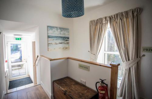 Waters Edge Holiday Apartments - Foto 2