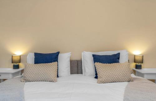 Cheerful Stays: 4 Bedroom Cottage in Arrochar - Foto 14