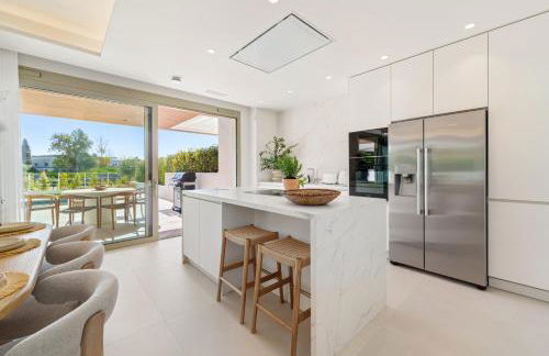 Benalus 4-Bedroom Duplex in Golden Mile - Foto 37