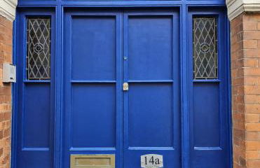 Marketplace Glastonbury - Photo 2