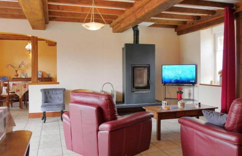 4 Bedroom Pet Friendly Home In Portbail - Photo 4