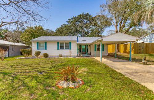 Fort Walton Coastal Retreat w/ Yard: Walk to Beach - Foto 4