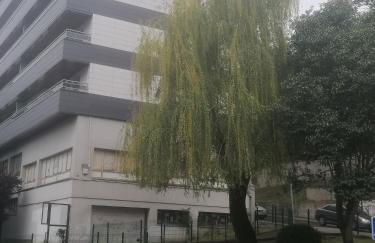 Exclusivo espacio - Parking Gratis - Foto 2