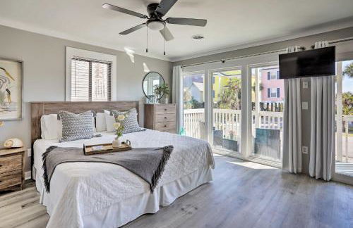 Walk to Surfside Beach Studio with Covered Balcony - Foto 6