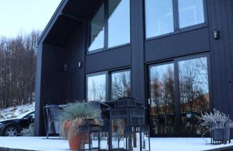 Czarny domek w górach - Foto 27