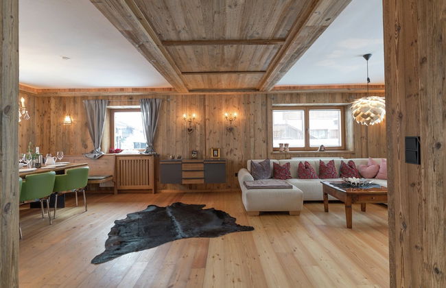 Unique Chalet in the Center of Elmau, Near Ski Lift - Photo 16