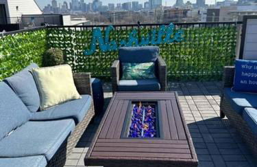 NEW and luxurious home by downtown Nashville with rooftop deck! - Foto 39