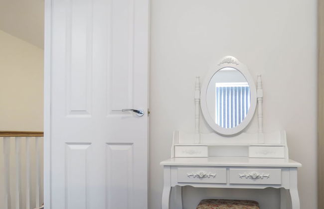 Tudors eSuites Birmingham House with Private Garden Free Parking - Foto 20