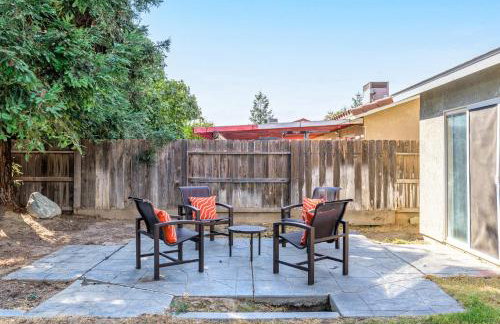 3BR Cozy Home~ Stylish & New ~ UC Merced ~ en route Yosemite! - Foto 46