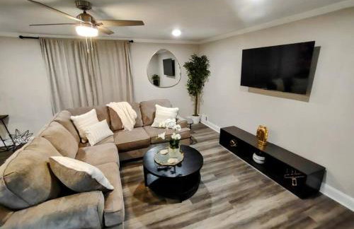 3 Bedroom Jewel: Luxury with Crystal Pool - Foto 18