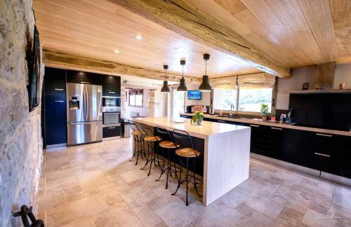 Casa Guillarmou - Évasion Enchantée avec Piscine Chauffée, Spa & Clim - Vue Exceptionnelle - Foto 7