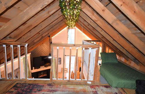 High Top cabin at Cabin Fever in NC - Foto 11