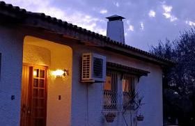 Nafpaktos cottage by the sea for travelers and dreamers! - Foto 2