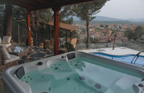 'El Mirador de Sotillo', un Oasis de Confort con Piscina y Jacuzzis - Photo 12