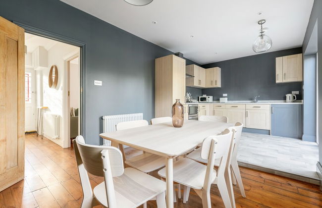 Spacious 3 Bed Flat Putney - Foto 18