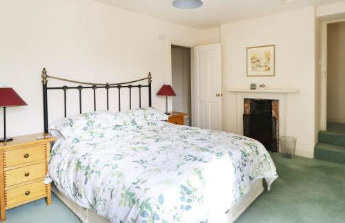 Glebe House - Photo 13