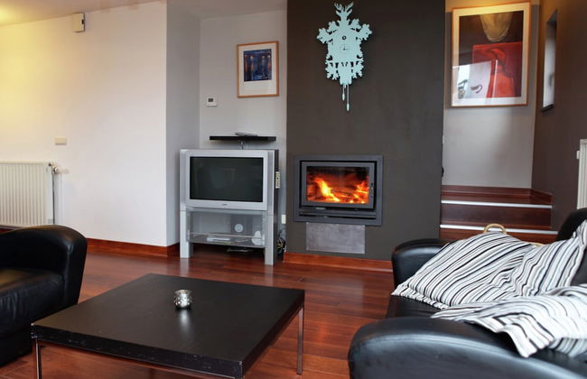 Charming Cottage With Jacuzzi Located Near Nature and ski Slopes - Photo 7