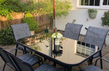 Corner Cottage - character, charm, great location. - Foto 11