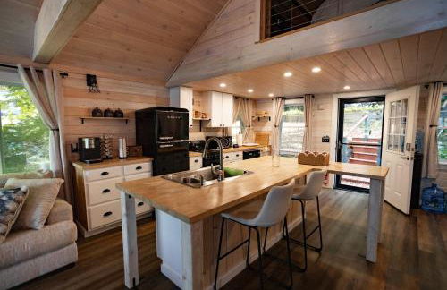 Gables End Escape Lakefront Dock Kayaks - Photo 51