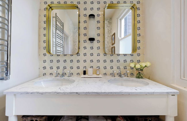 Central London 4BR Queens Park Family Home With Garden - Foto 11