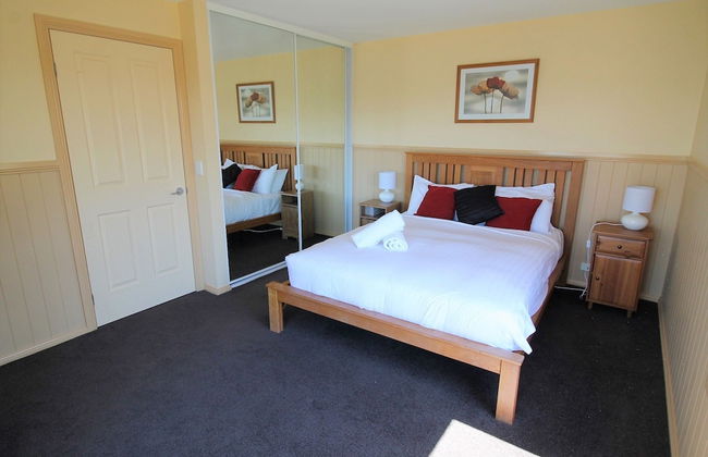 Torino 6 - Lake Jindabyne & Snowy Mountain Views - Photo 2