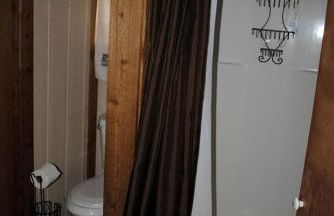 Romantic and Rustic Cabin Rental for Couples in Bitterroot Valley, Montana - Foto 2