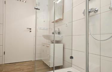 Schöne Ferienwohnung 80m2, 3 Schlafzimmer, 2 Bäder, Zentrumnah, 3OG - Photo 26