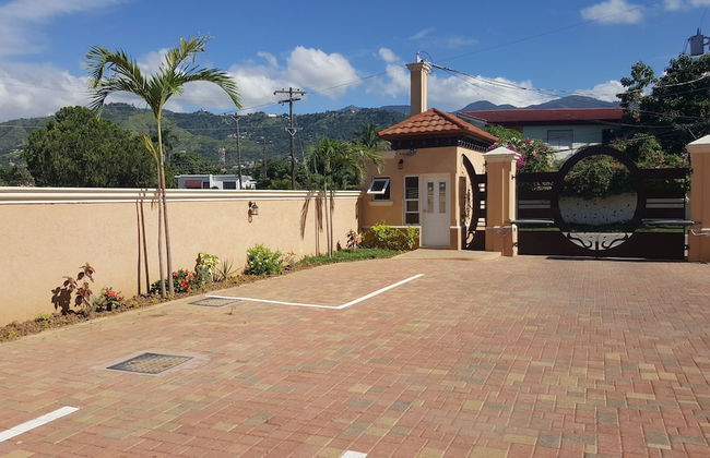 Executive Suites - Palms of Ottawa - Photo 44