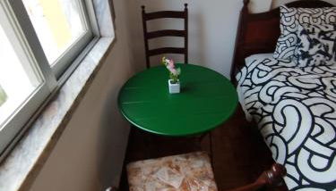 Room place to stay in Lisbon - Photo 2