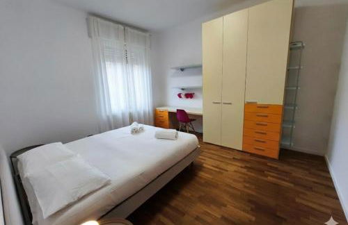 Appartamento con Wi-Fi, Cucina e Wallbox, San Luca e Villa chiara - Foto 12