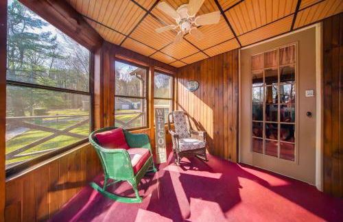 Charming Pymatuning Lake House Near Park and Beach - Photo 24