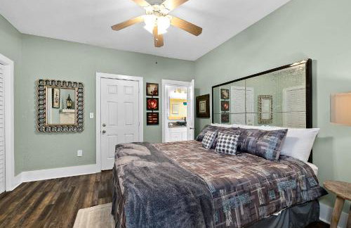 Casa Maria 1- Beachy Apt Mins Walk to Downtown - Foto 13