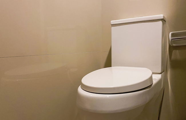 Modern Look 2Br At Lucky Tower Residence Apartment - Foto 22