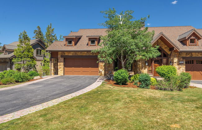 Lux Townhome Next to Village by Sierra Getaways - Photo 62