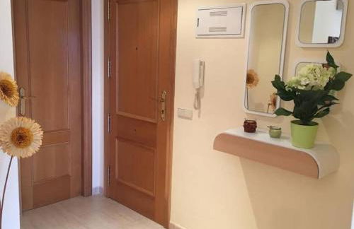 .Apartamento 1a linea de playa + piscina + parking DAIMUS - Foto 23