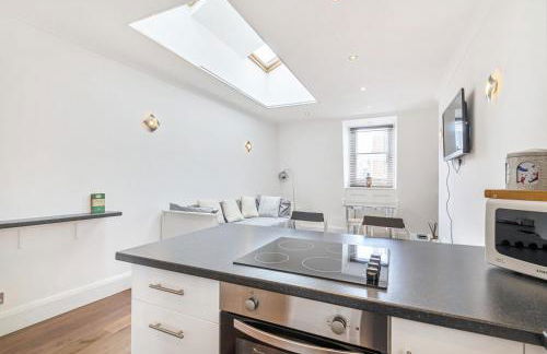 Chancery's Loft Private Apartment - Photo 2