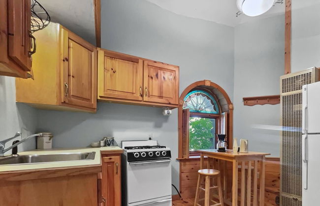 Kona - Hobbit House - Photo 11