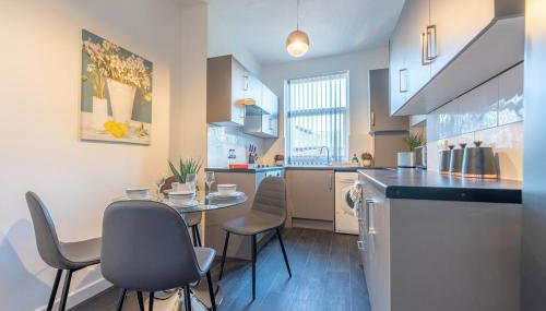 Richmond Retreat - Luxurious and comfortable spacious 2 floor apartment - Foto 2