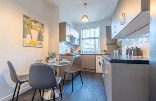 Richmond Retreat - Luxurious and comfortable spacious 2 floor apartment - Foto 2