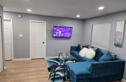 Upscale Peaceful Stay in Gary - Foto 1