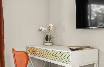 Luxury 6BR Retreat Fast WIFI, Dedicated Workspaces - Foto 53