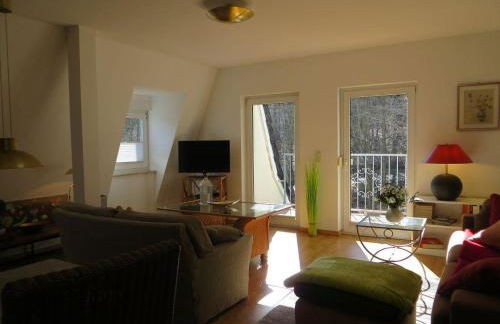 Weisses-Haus-am-Kurpark-Fewo-Bergblick - Foto 8