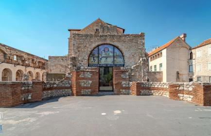 CECILIA Holiday Apartment, Private Parking Included - Foto 28