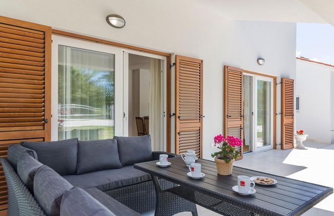 Large Holiday Home With Swimming Pool - Foto 36