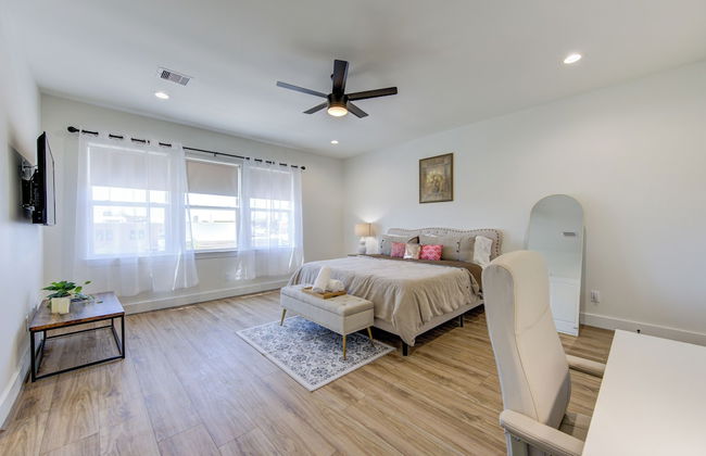 Modern Cozy Home with King Bed - Foto 6