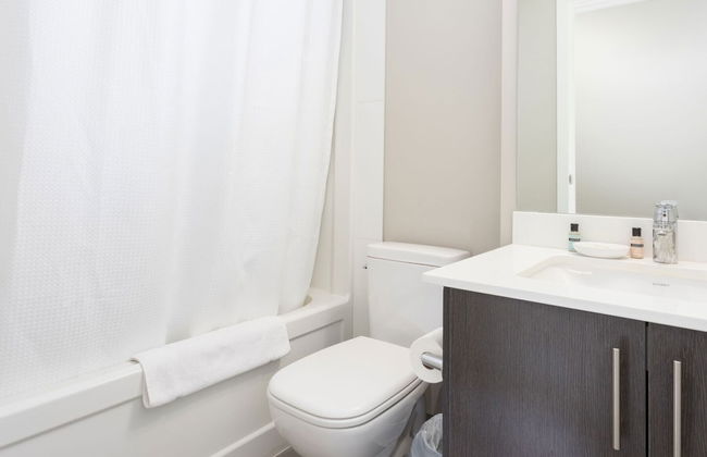 Corporate Stays Hendrix Aparments - Photo 18